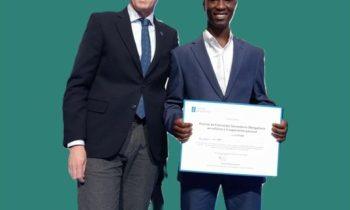 IBRAHIMA, RAPAZ DA NOSA CASA DE FAMILIA, RECIBE O PREMIO AO ESFORZO E Á SUPERACIÓN PERSOAL